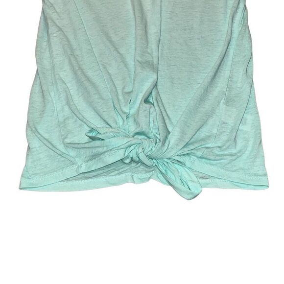 Derek Heart Juniors Tie-Hem Tank Top - Picture 4 of 10